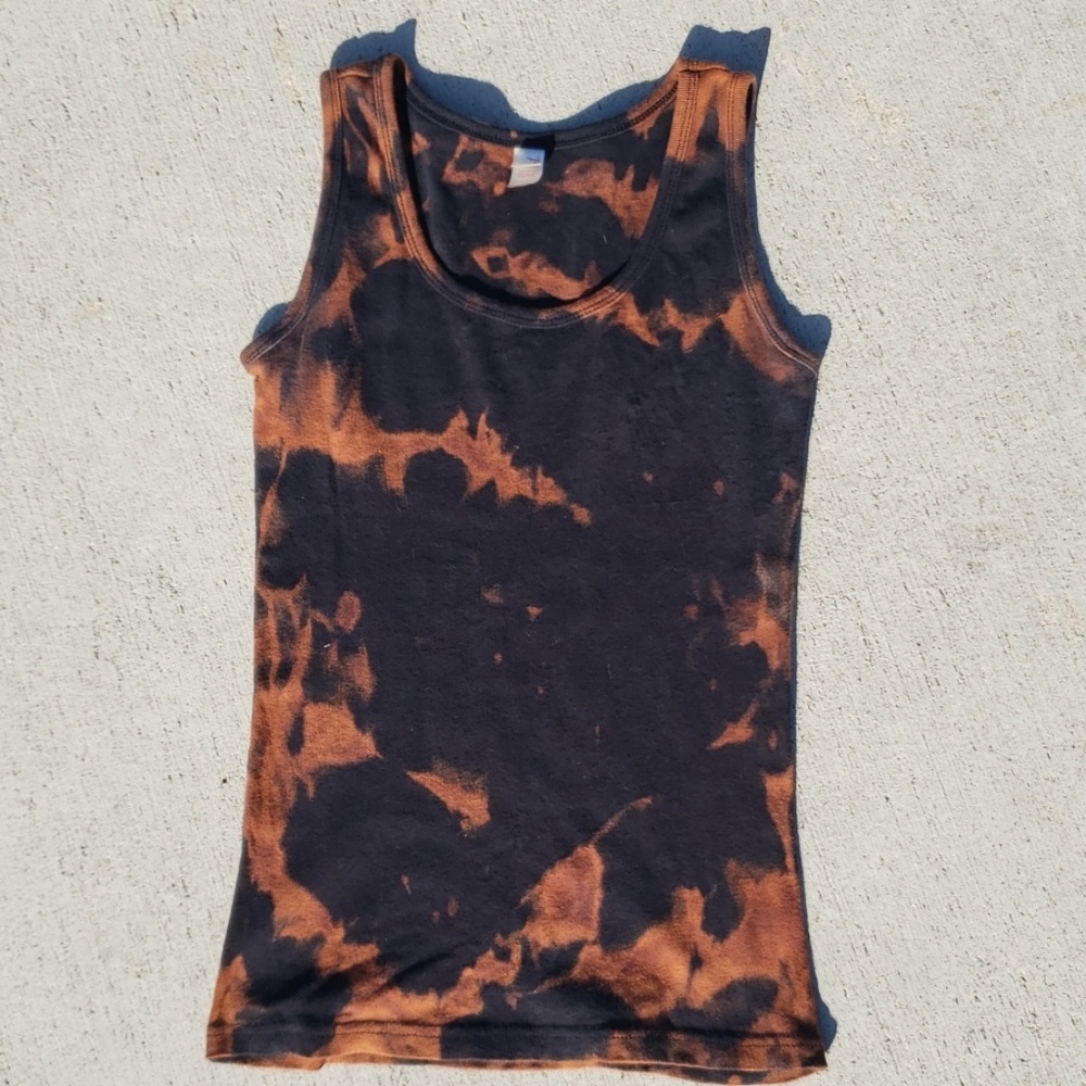 Anvil tye dye tank size small